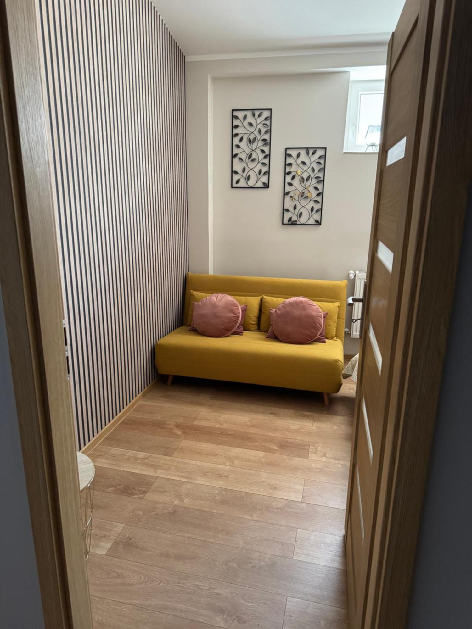 Dawna Mleczarnia Apartamenty Familijny Nowa Ruda Esterno foto